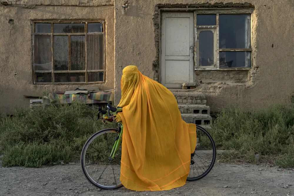 afghan woman - Fineart photography by Thomas Heinrich